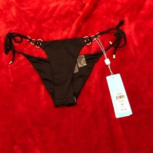 Beach bunny swim bottom, brand new with tags!